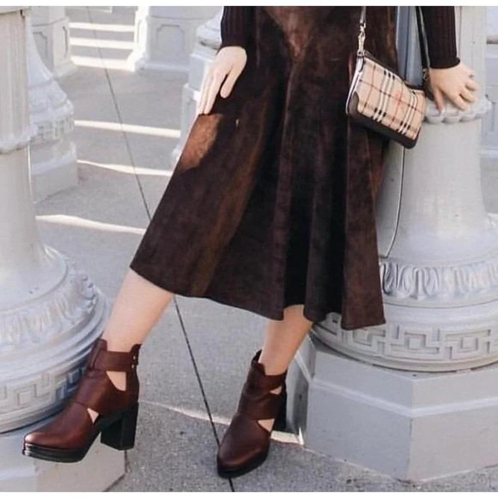 Womens SOREL Margo Cut Out Block Heel Platform Ankle Booties